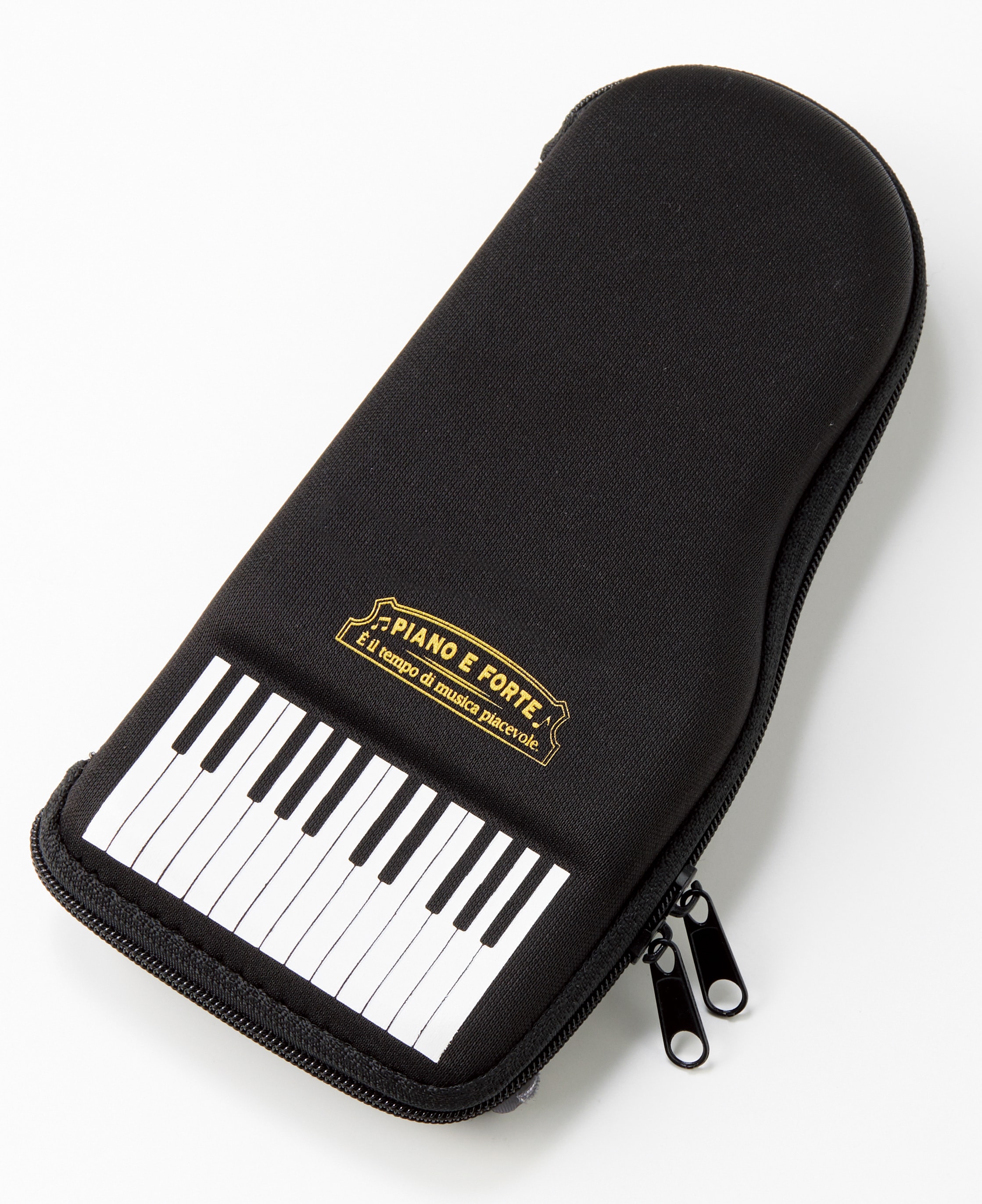 パス&コインケース piano e forte♪※在庫有りと書いてあっても、お取り寄せ商品は受注後にメーカー注文になります。※☆【音符・小物グッズ-音楽雑貨】【音楽雑貨】 音楽グッズ <br>バレエ発表会 記念品 プレゼントに最適 ♪