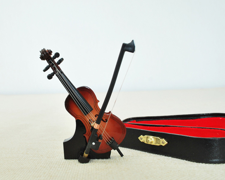 チェロ 9cmサイズ