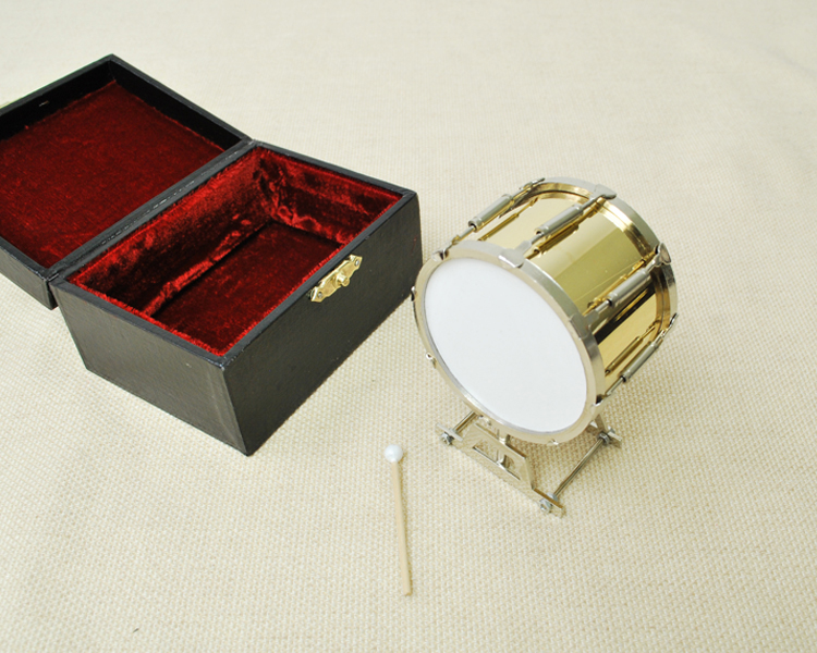 マーチングドラム